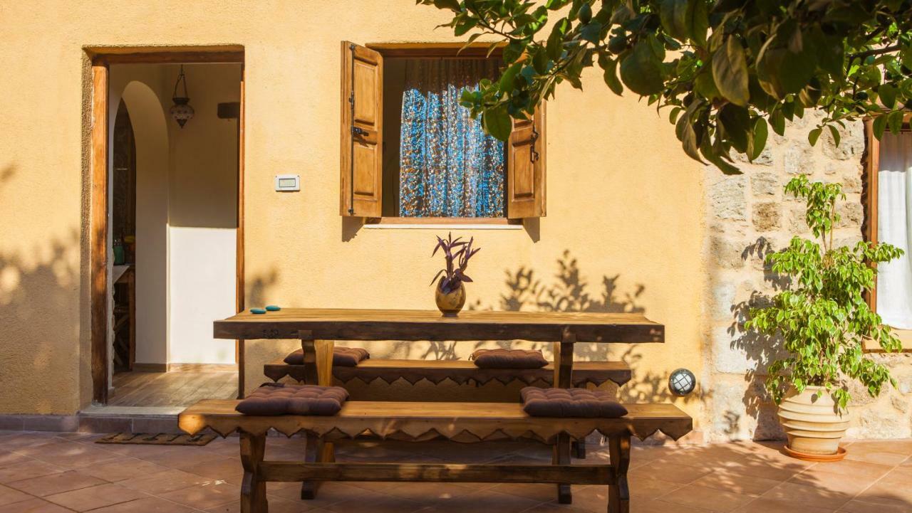 Villanonna Suites & Hamam Rhodes City Esterno foto